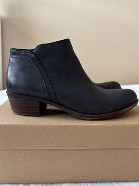 Lucky Brand Rustic Black Leather Ankle Booties
